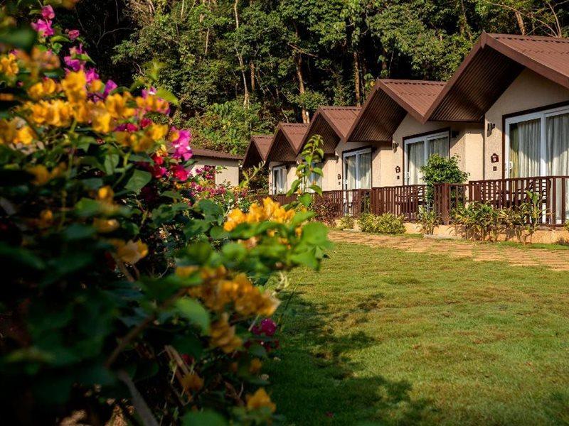 Stone Wood Premier Gokarna Otel Gokarna  Dış mekan fotoğraf
