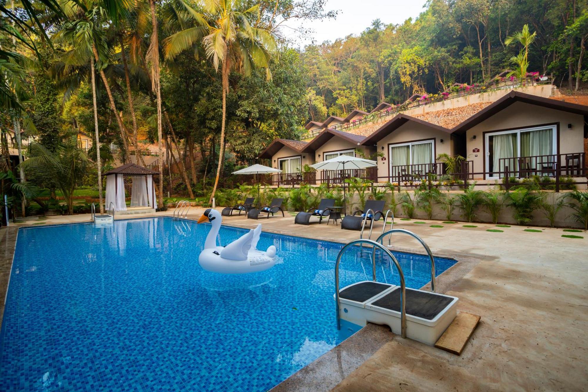 Stone Wood Premier Gokarna Otel Gokarna  Dış mekan fotoğraf