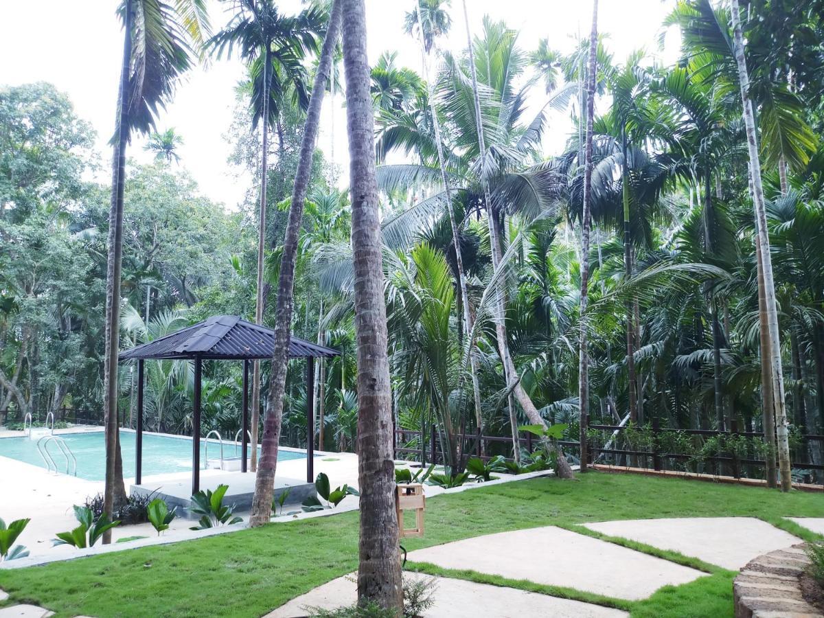 Stone Wood Premier Gokarna Otel Gokarna  Dış mekan fotoğraf