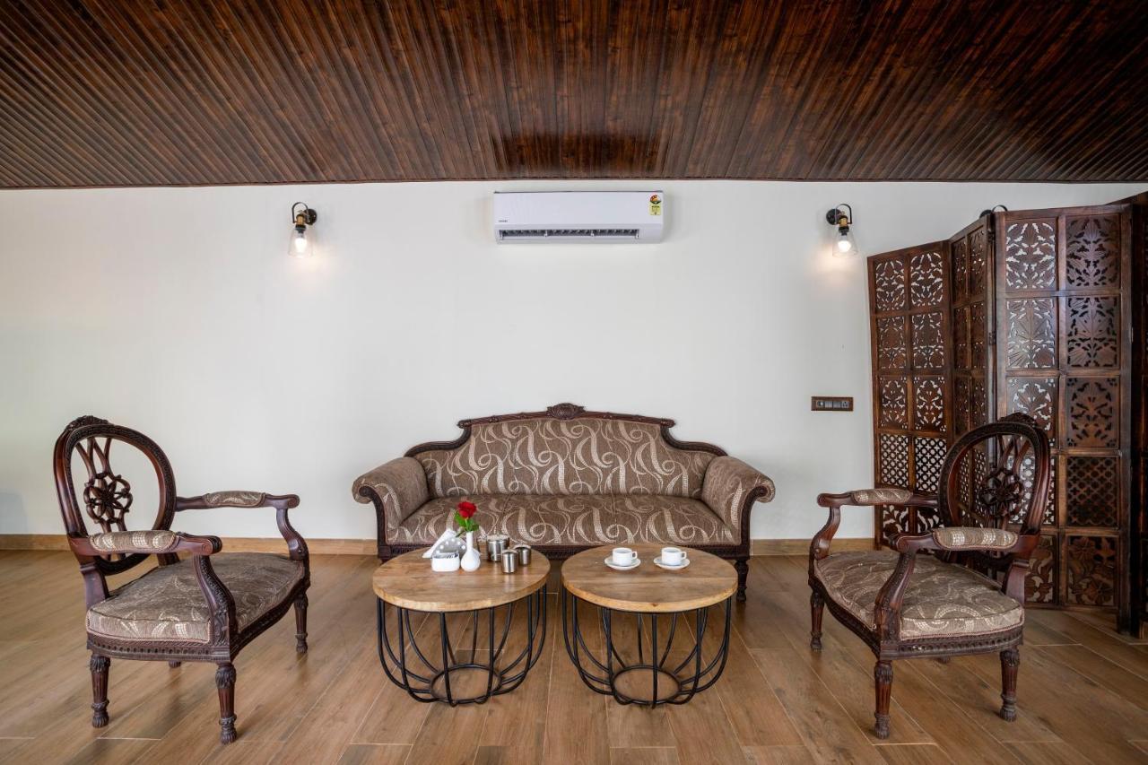Stone Wood Premier Gokarna Otel Gokarna  Dış mekan fotoğraf